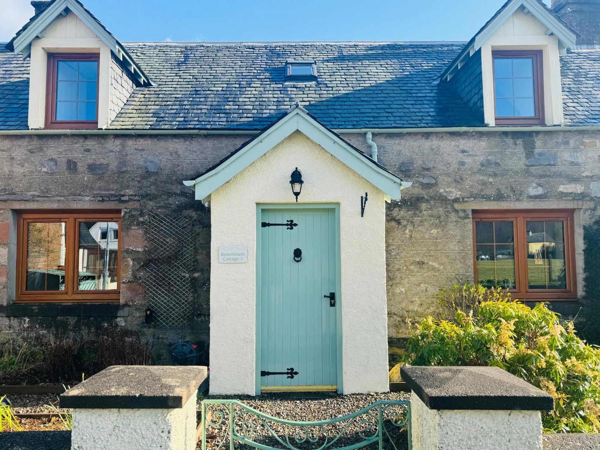 Rosemount Cottage One- Highland Cottage Garve Exteriör bild